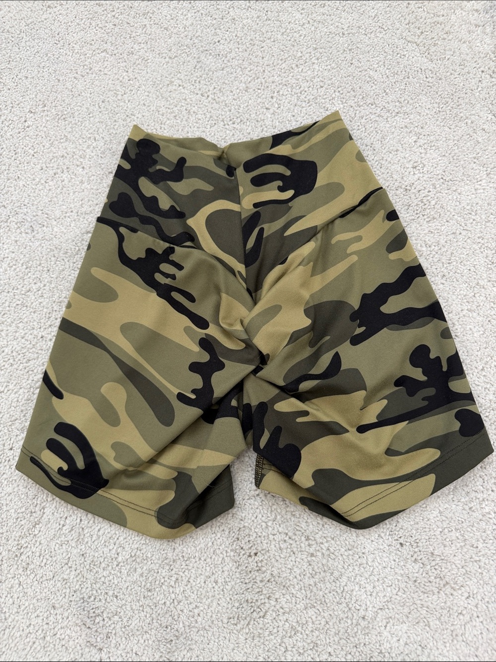 Straight up shorts - Picture 3 of 11